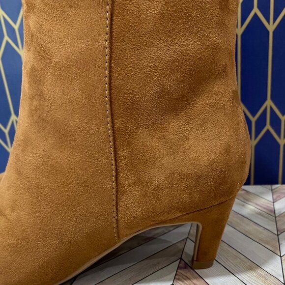 Tan Suede Pointed Toe Ankle Boots With Zipper & Kitten Heel Size 8 Womens - NWT - Picture 5 of 9